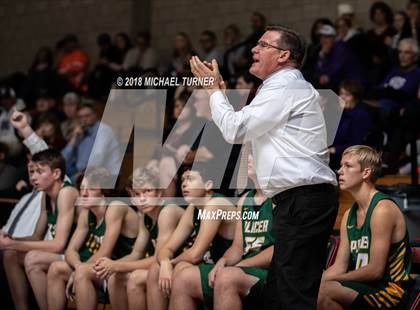 Thumbnail 3 in Shasta vs. Placer photogallery.