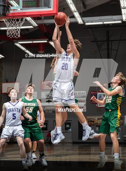 Thumbnail 1 in Shasta vs. Placer photogallery.