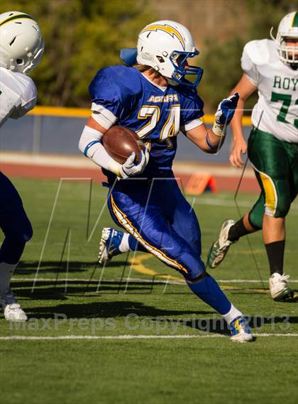 Thumbnail 3 in Royal @ Agoura photogallery.