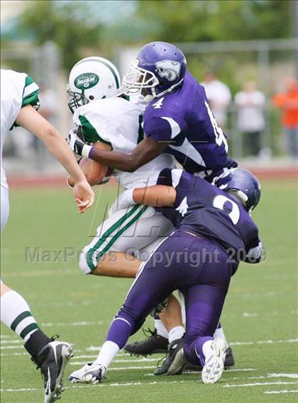 Thumbnail 2 in Franklin vs. Sacred Heart Cathedral (Battle at the Capital) photogallery.