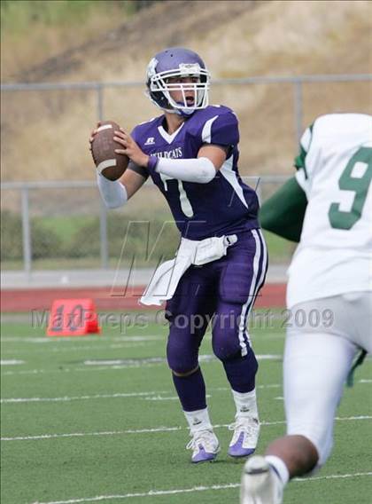 Thumbnail 2 in Franklin vs. Sacred Heart Cathedral (Battle at the Capital) photogallery.