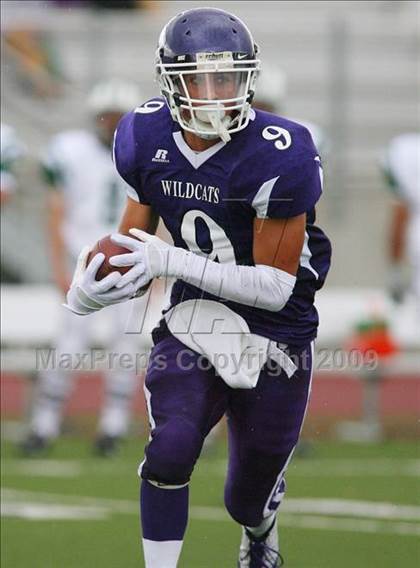Thumbnail 1 in Franklin vs. Sacred Heart Cathedral (Battle at the Capital) photogallery.