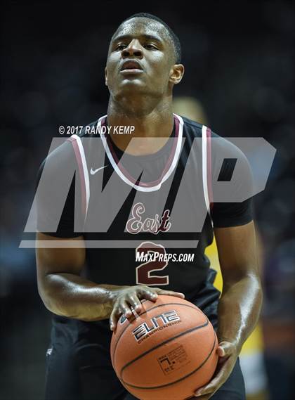 Thumbnail 2 in Montverde Academy vs Memphis East (Bass Pro Tournament Of Champions) photogallery.