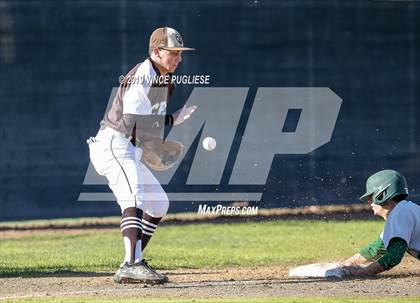 Thumbnail 2 in Santa Barbara @ Crespi (Easton Tournament) photogallery.