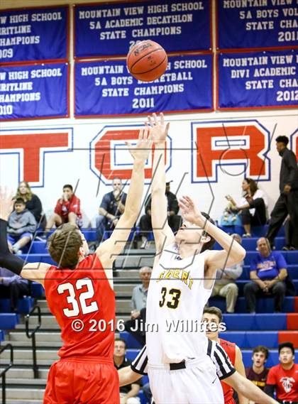 Thumbnail 2 in American Fork vs. Gilbert photogallery.