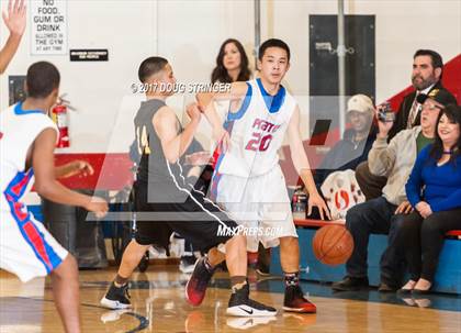 Thumbnail 3 in San Leandro vs. Bishop O'Dowd photogallery.