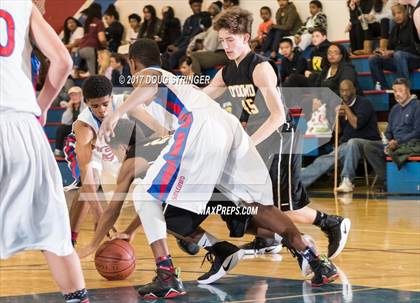 Thumbnail 2 in San Leandro vs. Bishop O'Dowd photogallery.