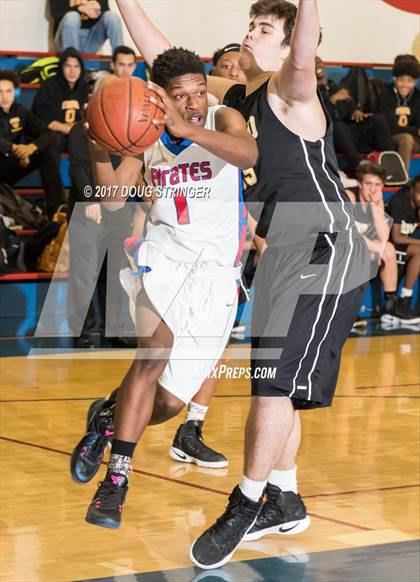 Thumbnail 1 in San Leandro vs. Bishop O'Dowd photogallery.