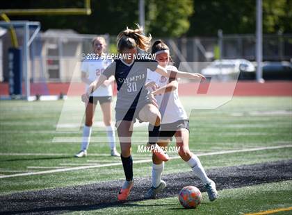 Thumbnail 3 in Camas @ Olympia photogallery.