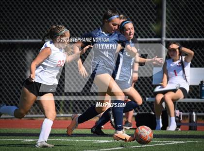 Thumbnail 3 in Camas @ Olympia photogallery.