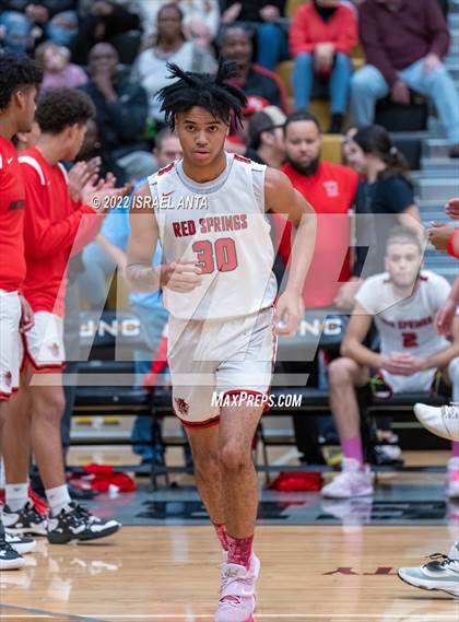 Thumbnail 2 in Red Springs vs Lumberton (Robeson County Shootoff) photogallery.
