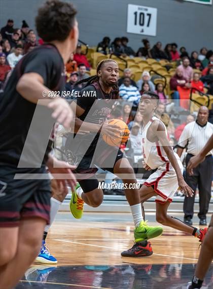 Thumbnail 2 in Red Springs vs Lumberton (Robeson County Shootoff) photogallery.