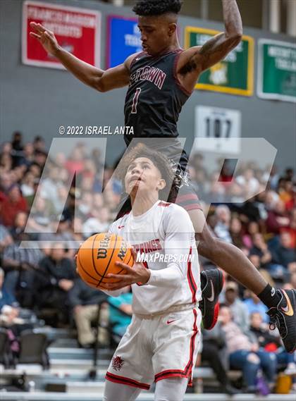 Thumbnail 3 in Red Springs vs Lumberton (Robeson County Shootoff) photogallery.