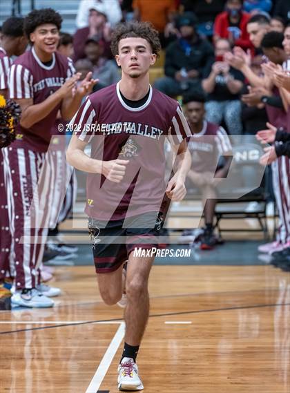 Thumbnail 1 in Red Springs vs Lumberton (Robeson County Shootoff) photogallery.