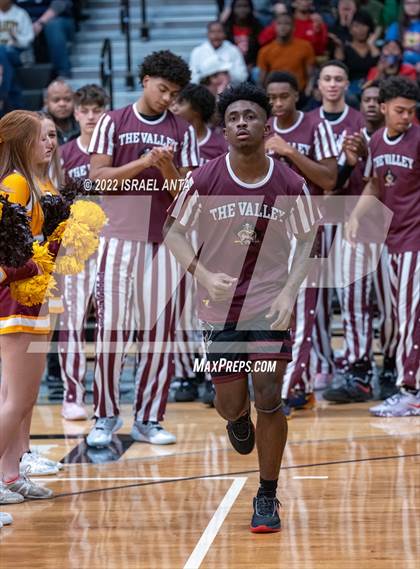 Thumbnail 3 in Red Springs vs Lumberton (Robeson County Shootoff) photogallery.