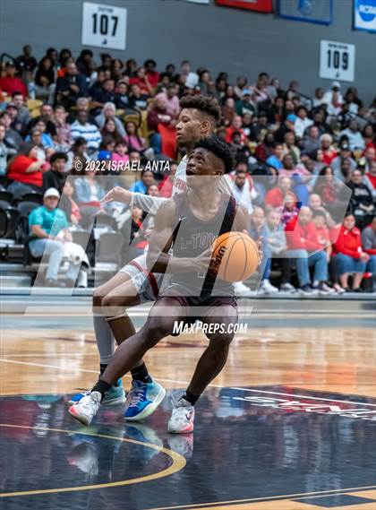 Thumbnail 2 in Red Springs vs Lumberton (Robeson County Shootoff) photogallery.