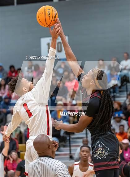 Thumbnail 3 in Red Springs vs Lumberton (Robeson County Shootoff) photogallery.