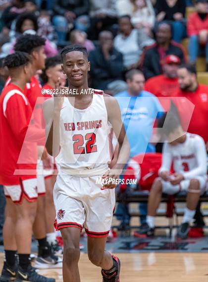 Thumbnail 3 in Red Springs vs Lumberton (Robeson County Shootoff) photogallery.