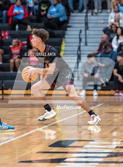 Thumbnail 2 in Red Springs vs Lumberton (Robeson County Shootoff) photogallery.