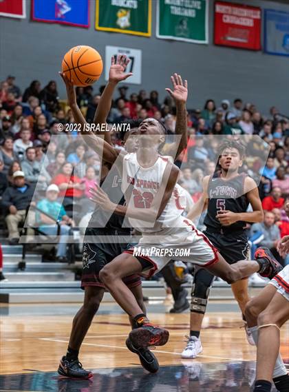 Thumbnail 2 in Red Springs vs Lumberton (Robeson County Shootoff) photogallery.