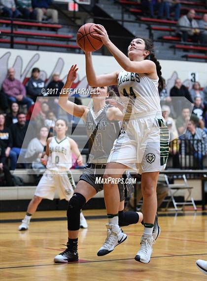 Thumbnail 3 in Perry vs. GlenOak (OHSAA District Playoff) photogallery.