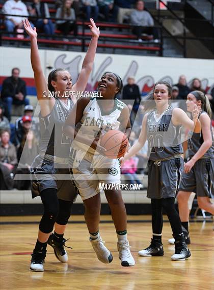 Thumbnail 2 in Perry vs. GlenOak (OHSAA District Playoff) photogallery.