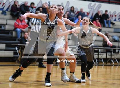 Thumbnail 3 in Perry vs. GlenOak (OHSAA District Playoff) photogallery.