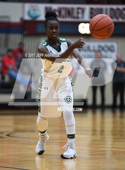 Thumbnail 1 in Perry vs. GlenOak (OHSAA District Playoff) photogallery.