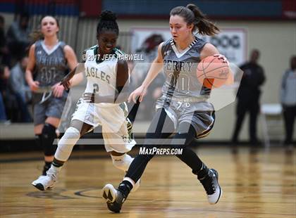 Thumbnail 1 in Perry vs. GlenOak (OHSAA District Playoff) photogallery.