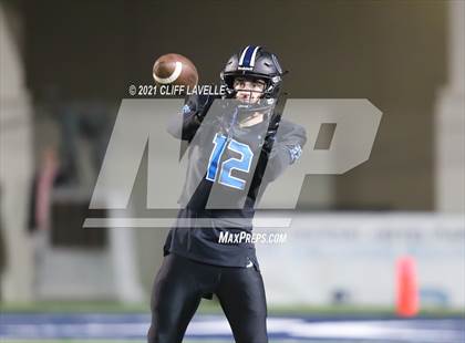 Thumbnail 2 in Oceanside Collegiate Academy vs. Gilbert photogallery.