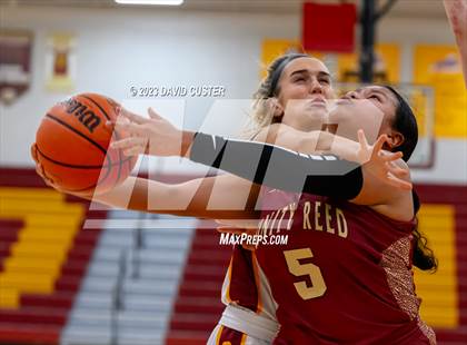 Thumbnail 2 in Unity Reed @ Oakton (Cougar Holiday Classic) photogallery.