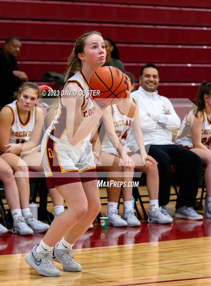 Thumbnail 1 in Unity Reed @ Oakton (Cougar Holiday Classic) photogallery.