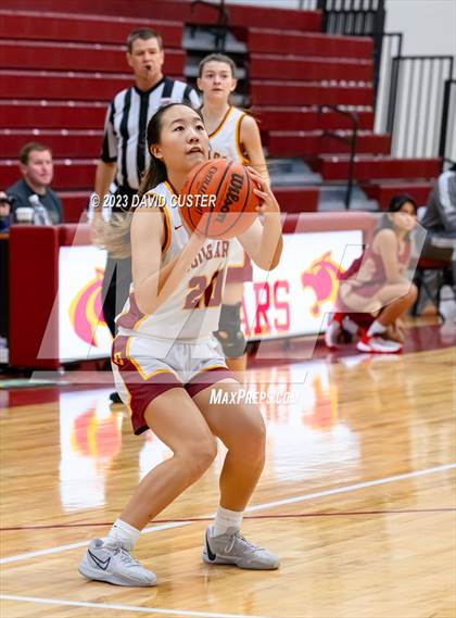 Thumbnail 1 in Unity Reed @ Oakton (Cougar Holiday Classic) photogallery.