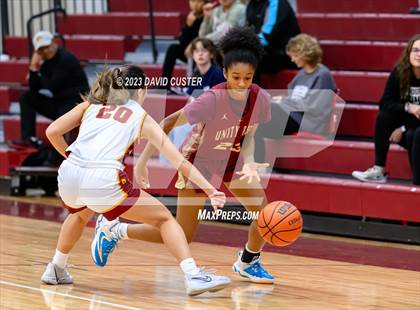 Thumbnail 1 in Unity Reed @ Oakton (Cougar Holiday Classic) photogallery.
