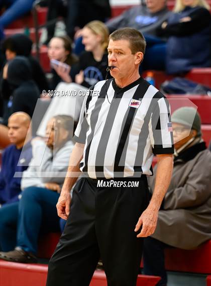 Thumbnail 2 in Unity Reed @ Oakton (Cougar Holiday Classic) photogallery.