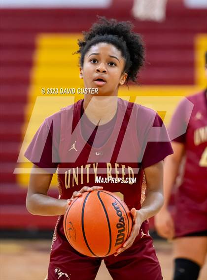 Thumbnail 3 in Unity Reed @ Oakton (Cougar Holiday Classic) photogallery.