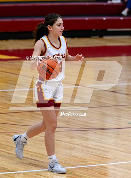 Thumbnail 2 in Unity Reed @ Oakton (Cougar Holiday Classic) photogallery.