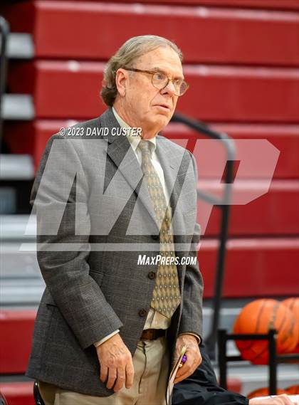 Thumbnail 1 in Unity Reed @ Oakton (Cougar Holiday Classic) photogallery.