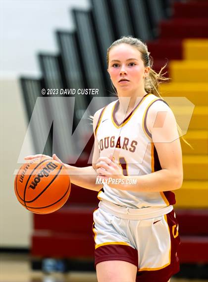 Thumbnail 1 in Unity Reed @ Oakton (Cougar Holiday Classic) photogallery.