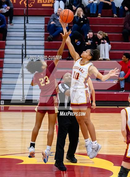Thumbnail 3 in Unity Reed @ Oakton (Cougar Holiday Classic) photogallery.