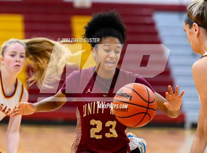 Thumbnail 2 in Unity Reed @ Oakton (Cougar Holiday Classic) photogallery.