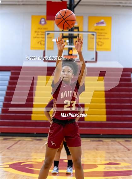 Thumbnail 2 in Unity Reed @ Oakton (Cougar Holiday Classic) photogallery.