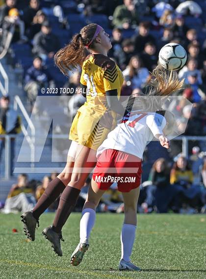 Thumbnail 3 in Cromwell vs Thomaston (CIAC Class S Final) photogallery.
