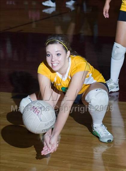 Thumbnail 3 in Davis vs. Modesto photogallery.