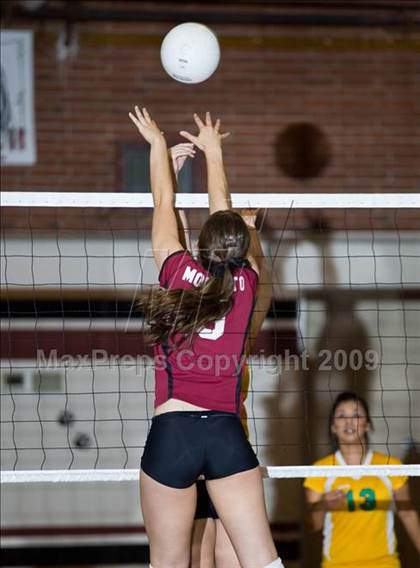 Thumbnail 3 in Davis vs. Modesto photogallery.