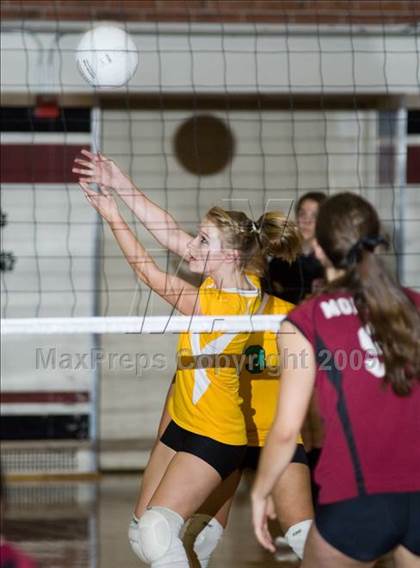 Thumbnail 1 in Davis vs. Modesto photogallery.