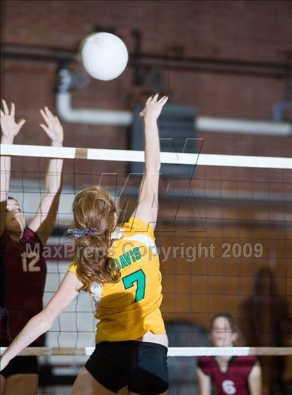 Thumbnail 3 in Davis vs. Modesto photogallery.
