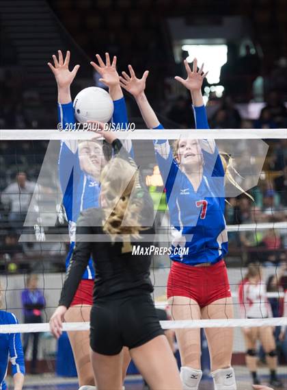 Thumbnail 1 in Mountain Vista vs. Cherry Creek (CHSAA 5A Pool Play) photogallery.