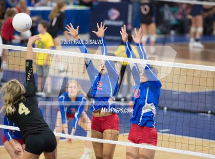 Thumbnail 2 in Mountain Vista vs. Cherry Creek (CHSAA 5A Pool Play) photogallery.