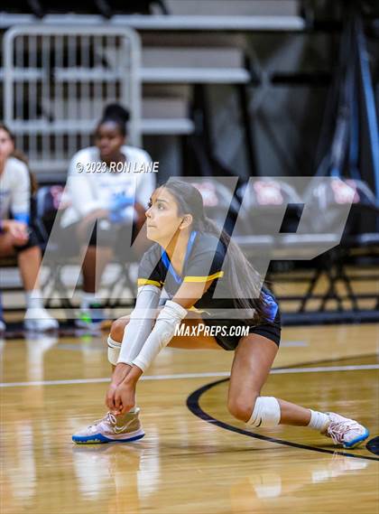 Thumbnail 2 in Stillwater @ Mustang photogallery.